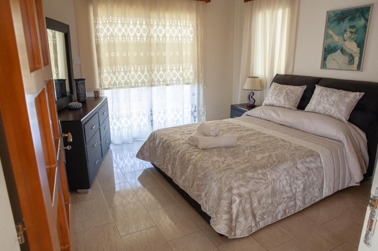 Villa Paradise Paphos Exterior photo